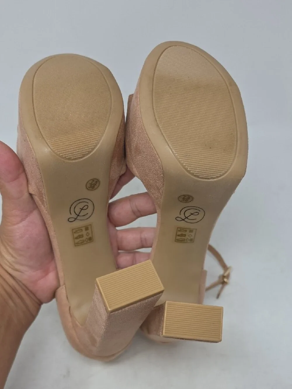 Chinese Laundry Taupe Suede Platform Ankle-Strap Heels 7.5